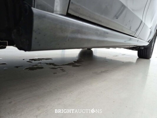 Mercedes-Benz Eqv300 7P. L2 204pk 2023, 2DAF204