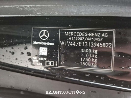 Mercedes-Benz Eqv300 7P. L2 204pk 2023, 2DAF204