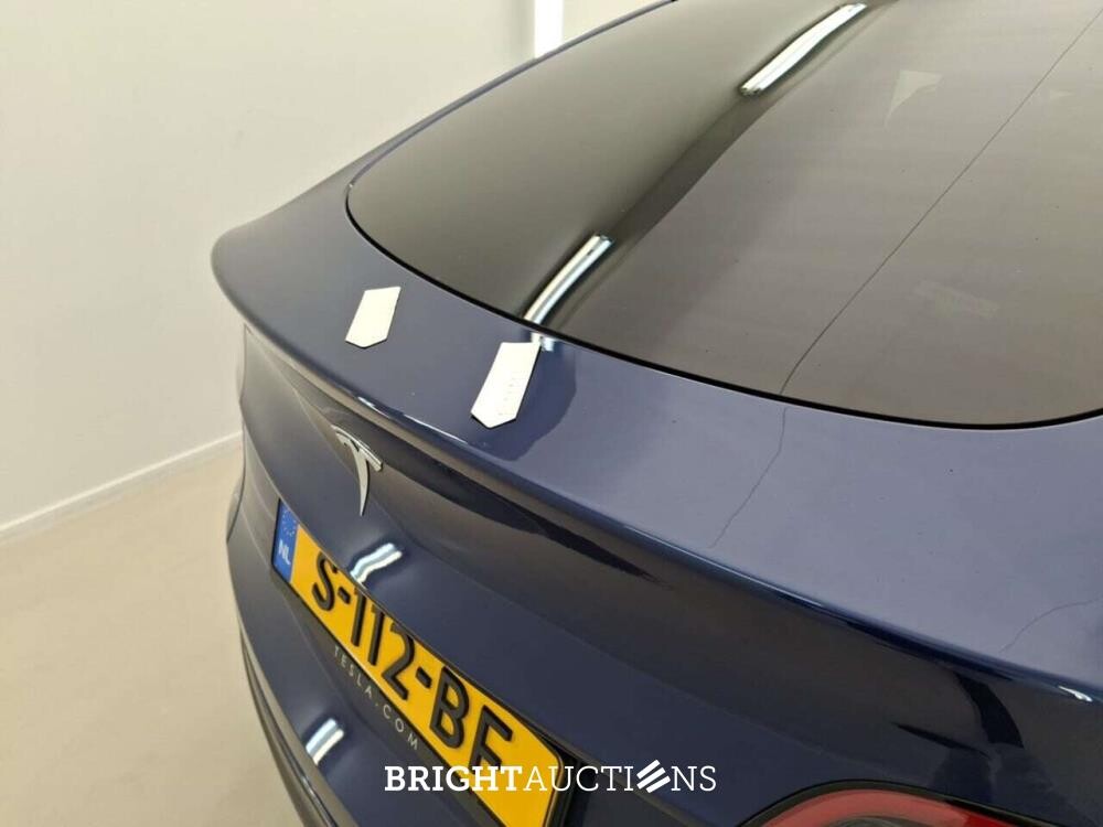 Tesla Model Y RWD 58 kWh 238pk 2022 (Origineel-NL), S-112-BF