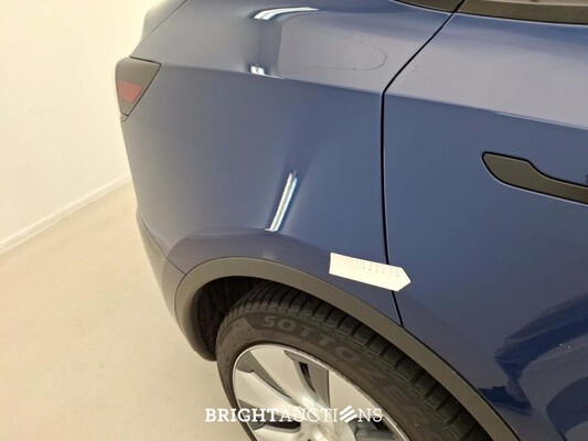 Tesla Model Y RWD 58 kWh 238pk 2022 (Origineel-NL), S-112-BF