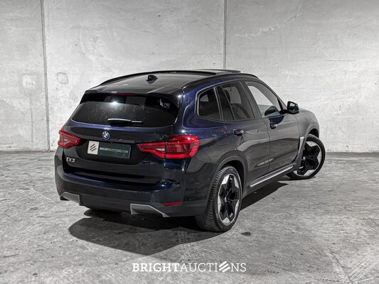 BMW iX3 High Executive 80 kWh 286pk 2021 G08 (Origineel-NL + 1e Eigenaar), N-444-RG