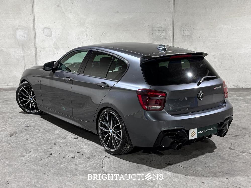 BMW M135i xDrive 320pk 2013 (Origineel-NL) 5-serie F20, 9-KHH-43