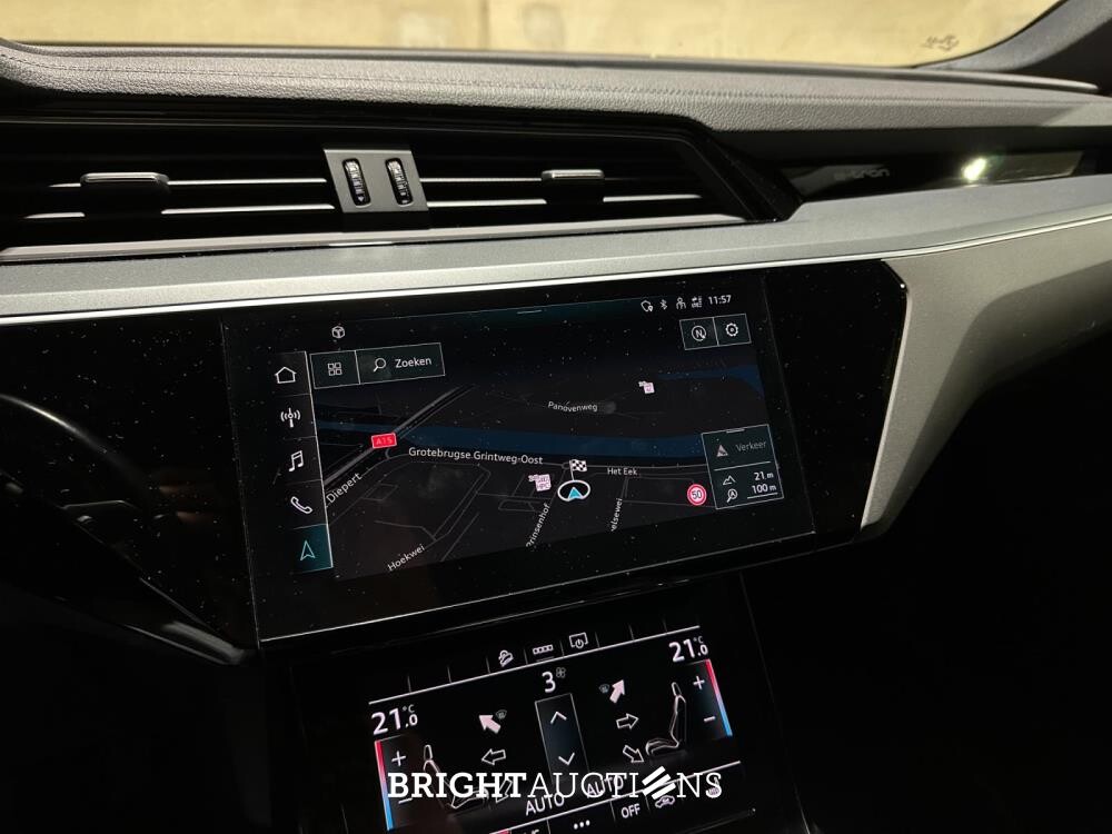 Audi e-tron Sportback 55 Quattro Business edition 95 kWh 408pk 2020 (Origineel-NL + 1e eigenaar), K-601-GZ
