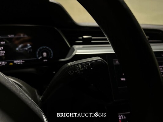 Audi e-tron Sportback 55 Quattro Business edition 95 kWh 408pk 2020 (Origineel-NL + 1e eigenaar), K-601-GZ