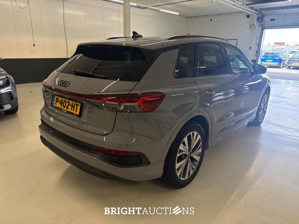 Audi Q4 e-tron 40 Advanced edition 77 kWh 204pk 2022 (Origineel-NL), P-402-HT