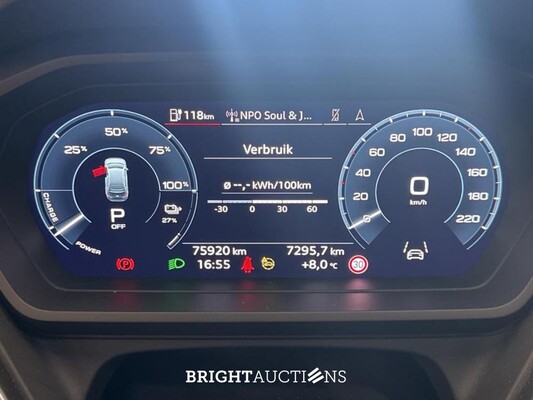 Audi Q4 e-tron 40 Advanced edition 77 kWh 204pk 2022 (Origineel-NL), P-402-HT