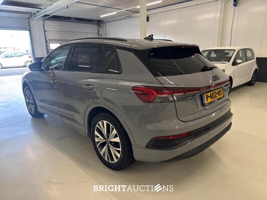 Audi Q4 e-tron 40 Advanced edition 77 kWh 204pk 2022 (Origineel-NL), P-402-HT