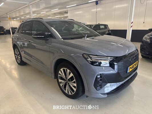 Audi Q4 e-tron 40 Advanced edition 77 kWh 204pk 2022 (Origineel-NL), P-402-HT