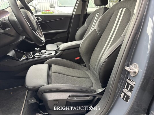 BMW 116i 1-serie 109pk 2024 (Origineel-NL) 1-Serie, GDH-34-J