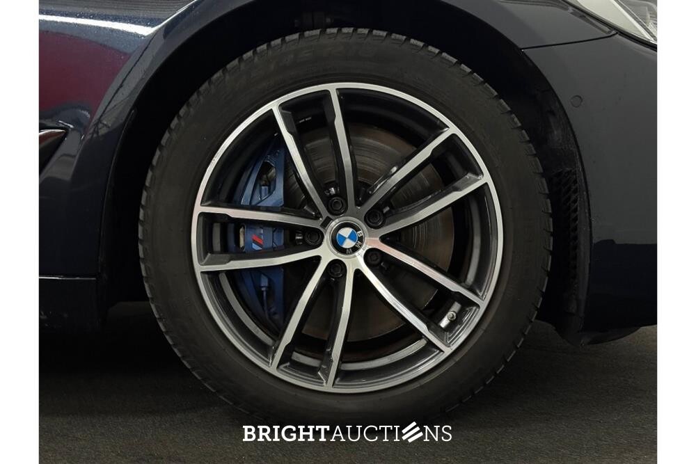BMW 545e High Executive xDrive 394pk 2021 (Origineel-NL) 5-Serie, K-418-RL