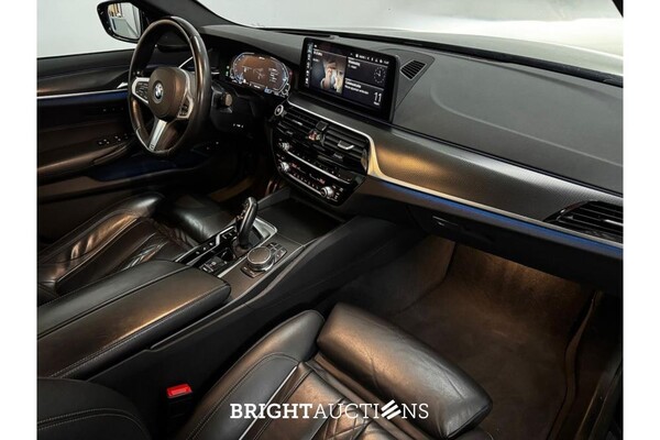 BMW 545e High Executive xDrive 394pk 2021 (Origineel-NL) 5-Serie, K-418-RL