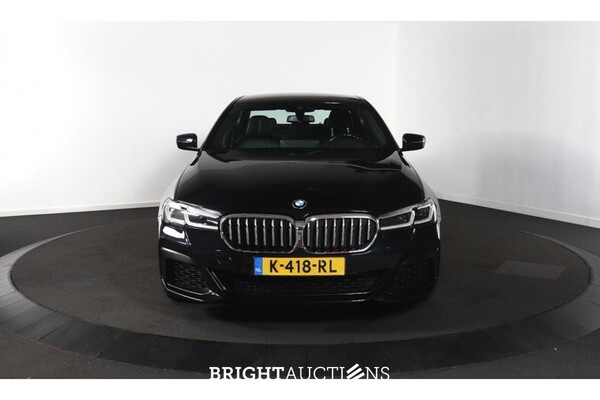 BMW 545e High Executive xDrive 394pk 2021 (Origineel-NL) 5-Serie, K-418-RL