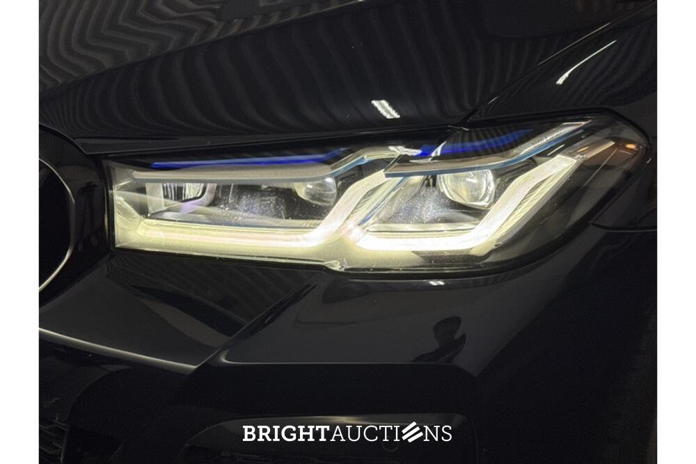 BMW 530e Business Edition Plus M Sport 292pk 2021 (Origineel-NL) 5-Serie, L-844-SL