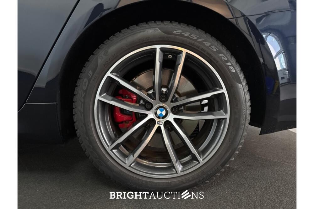 BMW 530e Business Edition Plus M Sport 292pk 2021 (Origineel-NL) 5-Serie, L-844-SL