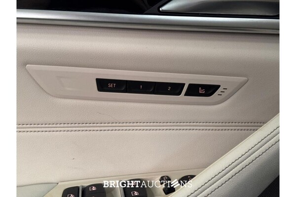 BMW 530e Business Edition Plus M Sport 292pk 2021 (Origineel-NL) 5-Serie, L-844-SL