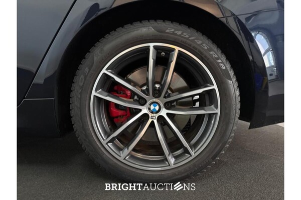 BMW 530e Business Edition Plus M Sport 292pk 2021 (Origineel-NL) 5-Serie, L-844-SL