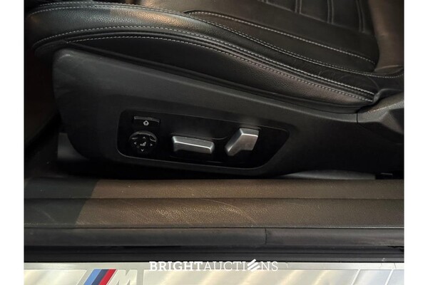 BMW M4 40i High Executive xDrive 374pk 2020 (Origineel-NL), J-656-VG
