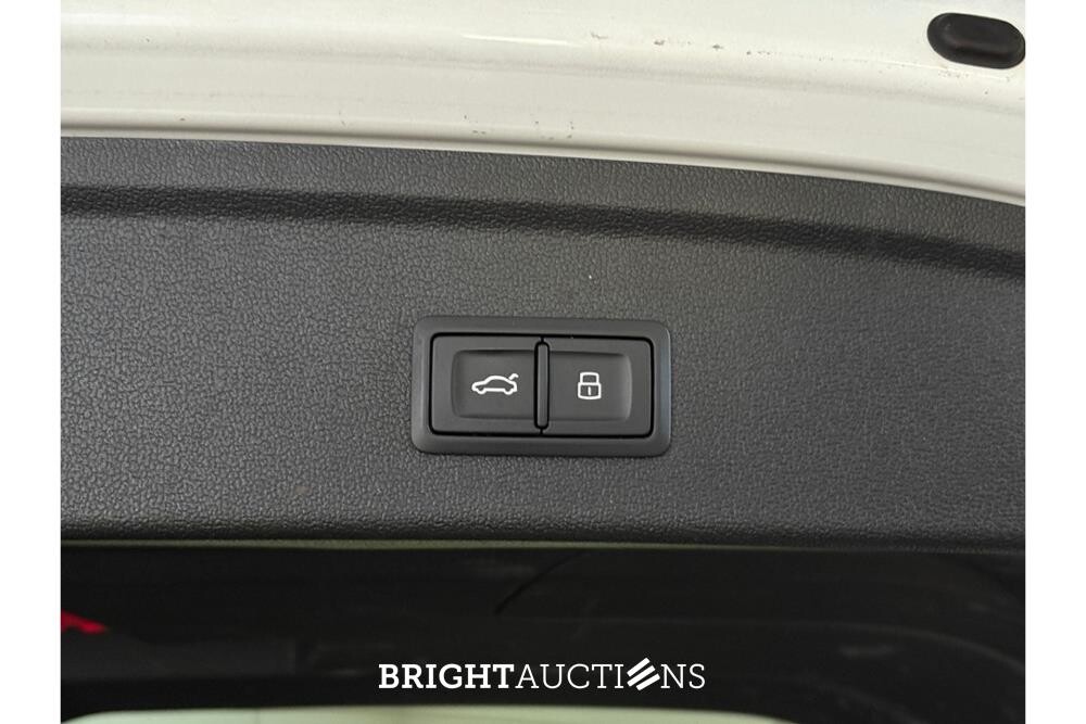Audi S3 2.0 TFSI Quattro 310pk 2021 (Origineel-NL), L-824-BX