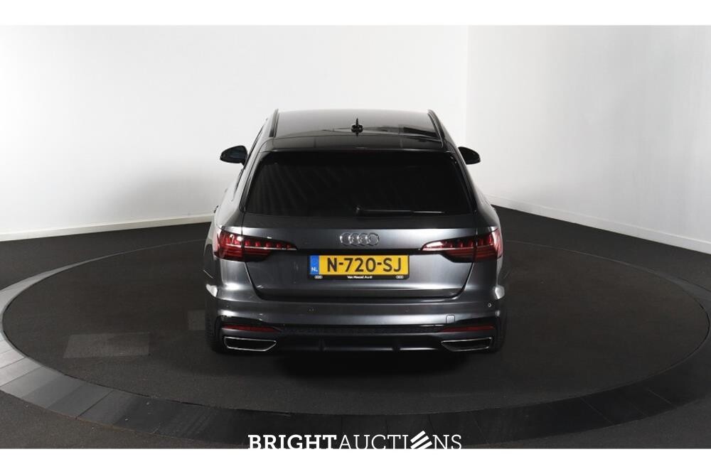 Audi A4 Avant 35 S edition TFSI 149pk 2022 (Origineel-NL), N-720-SJ
