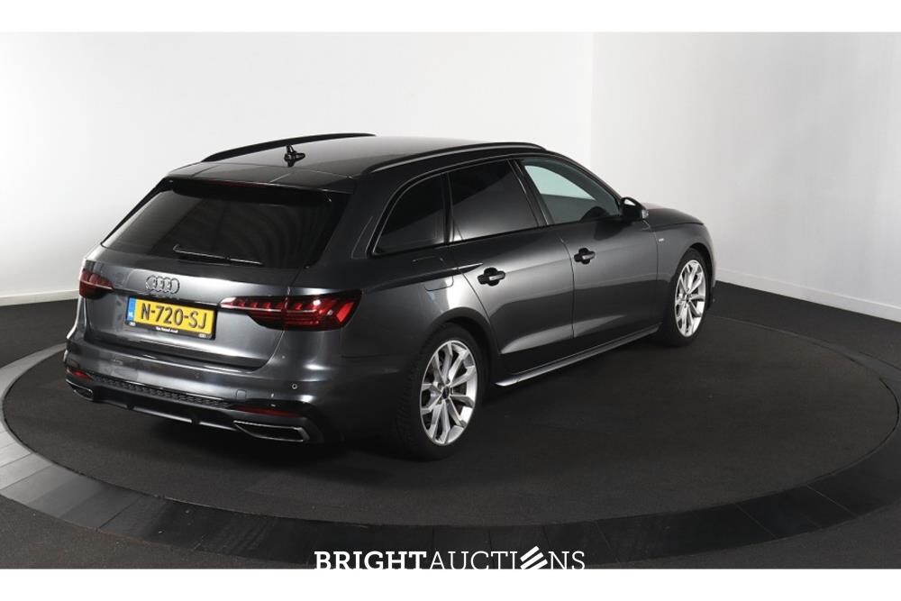 Audi A4 Avant 35 S edition TFSI 149pk 2022 (Origineel-NL), N-720-SJ
