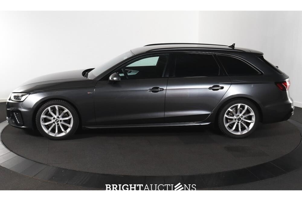 Audi A4 Avant 35 S edition TFSI 149pk 2022 (Origineel-NL), N-720-SJ