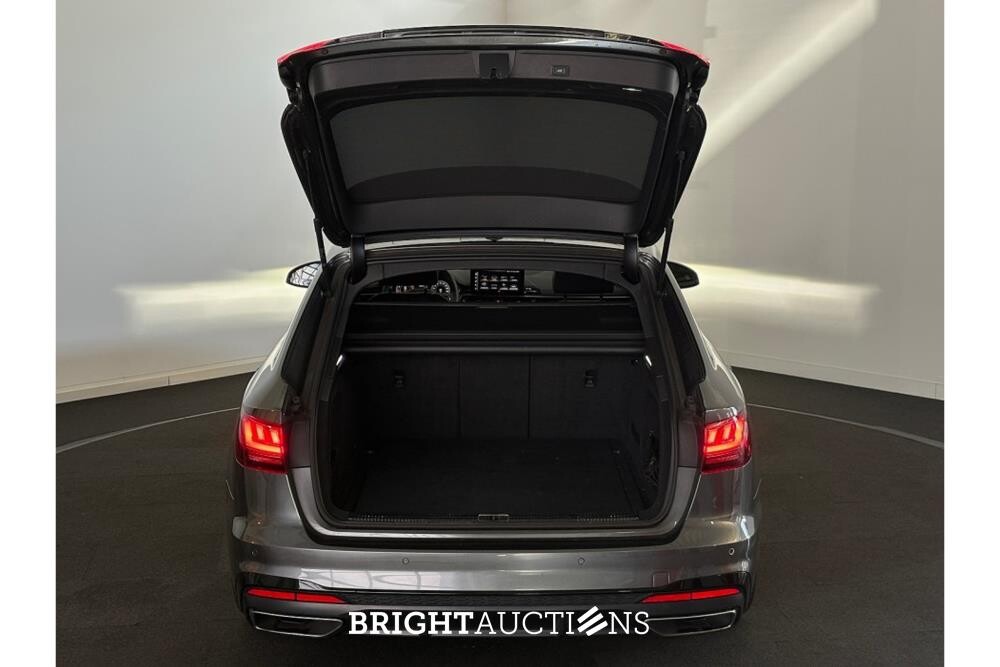 Audi A4 Avant 35 S edition TFSI 149pk 2022 (Origineel-NL), N-720-SJ