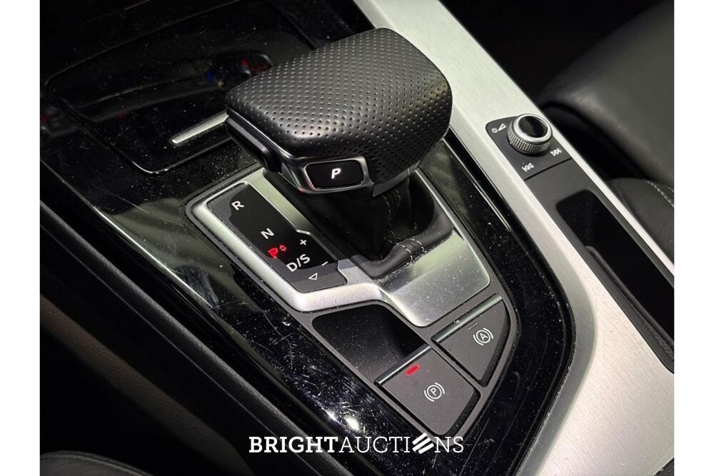 Audi A4 Avant 35 S edition TFSI 149pk 2022 (Origineel-NL), N-720-SJ