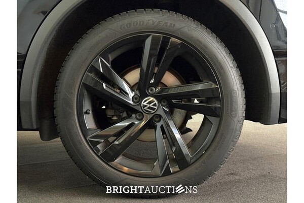 Volkswagen Tiguan R-Line Business 1.5 TSI 149pk 2021, X-449-JR