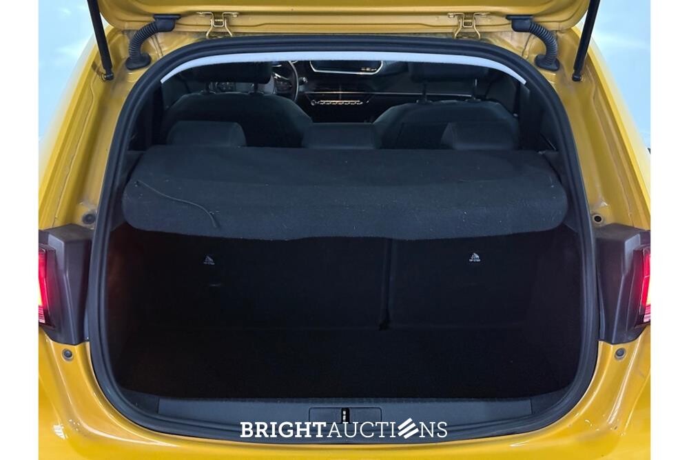 Peugeot 208 Blue Lease Allure 1.5 BlueHDi 102pk 2021 (Origineel-NL), K-372-NP