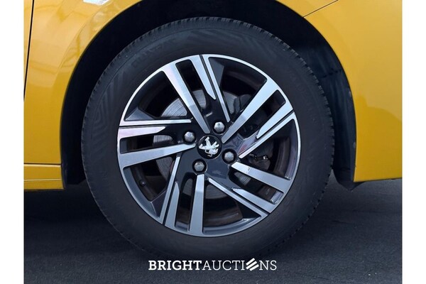 Peugeot 208 Blue Lease Allure 1.5 BlueHDi 102pk 2021 (Origineel-NL), K-372-NP