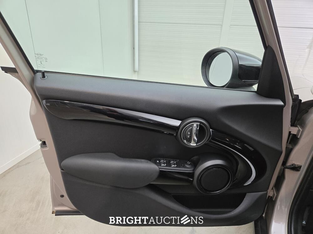 MINI Cooper Mini Business Edition 1.5 136pk 2021 (Origineel-NL), N-848-DR