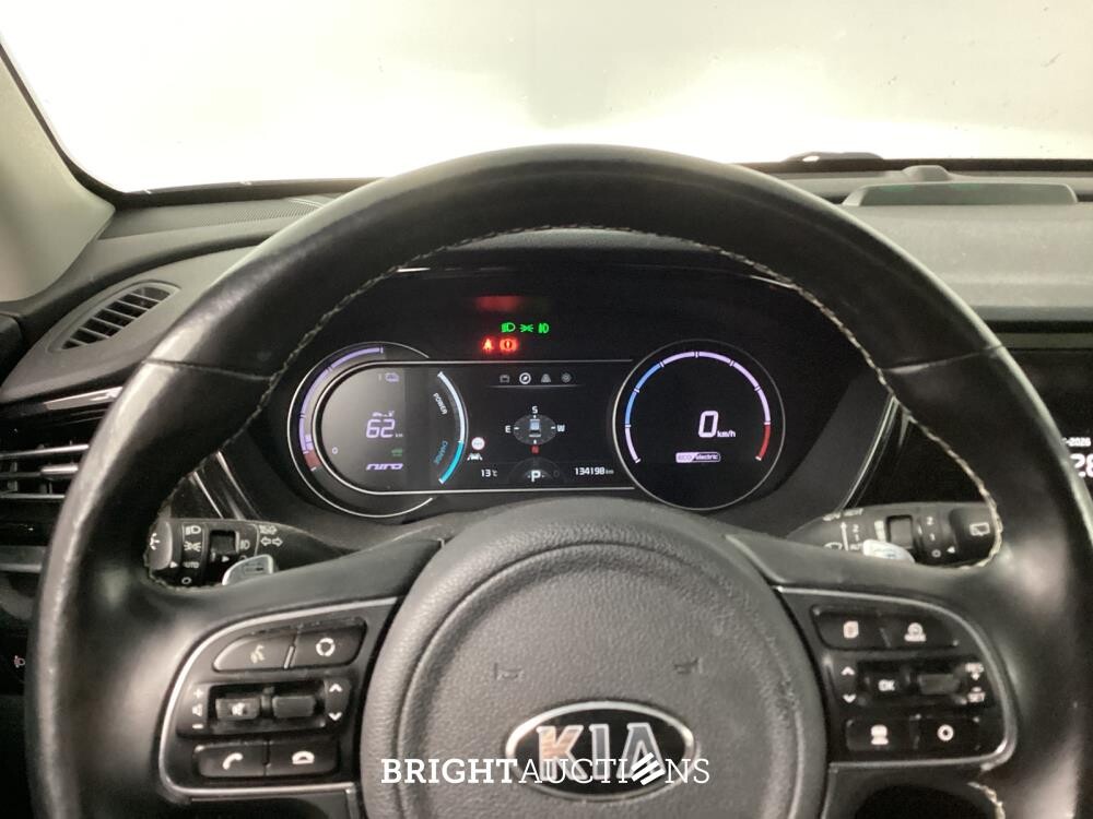 Kia Niro e- ExecutiveLine 64 kWh 204pk 2021 (Origineel-NL), L-010-BH