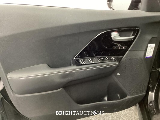 Kia Niro e- ExecutiveLine 64 kWh 204pk 2021 (Origineel-NL), L-010-BH