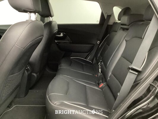 Kia Niro e- ExecutiveLine 64 kWh 204pk 2021 (Origineel-NL), L-010-BH