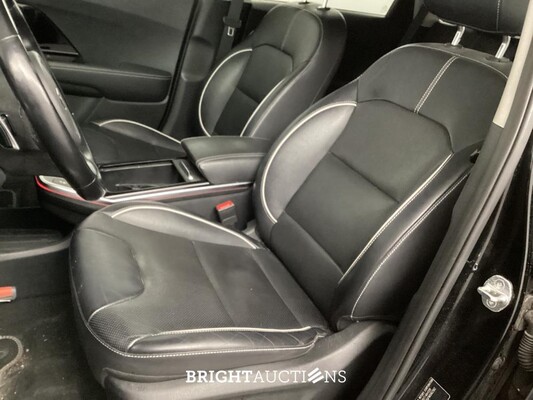 Kia Niro e- ExecutiveLine 64 kWh 204pk 2021 (Origineel-NL), L-010-BH