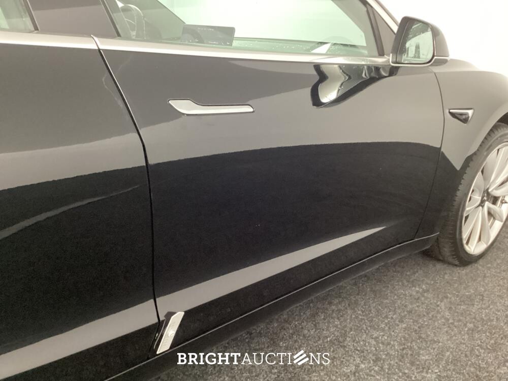 Tesla Model 3 Standard RWD Plus 60 kWh 238pk 2019 (Origineel-NL), G-998-TJ