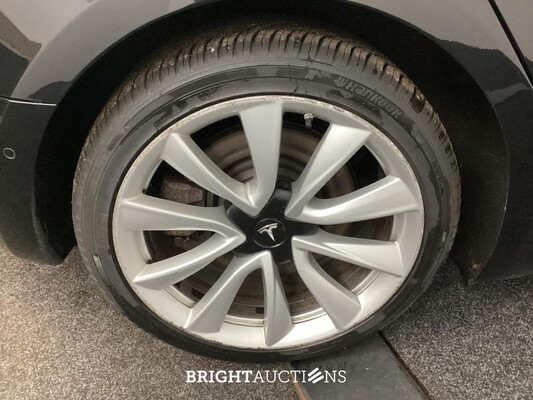 Tesla Model 3 Standard RWD Plus 60 kWh 238pk 2019 (Origineel-NL), G-998-TJ