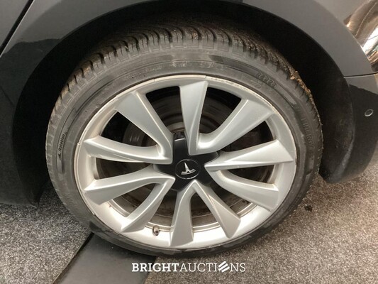 Tesla Model 3 Standard RWD Plus 60 kWh 238pk 2019 (Origineel-NL), G-998-TJ