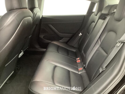 Tesla Model 3 Standard RWD Plus 60 kWh 238pk 2019 (Origineel-NL), G-998-TJ