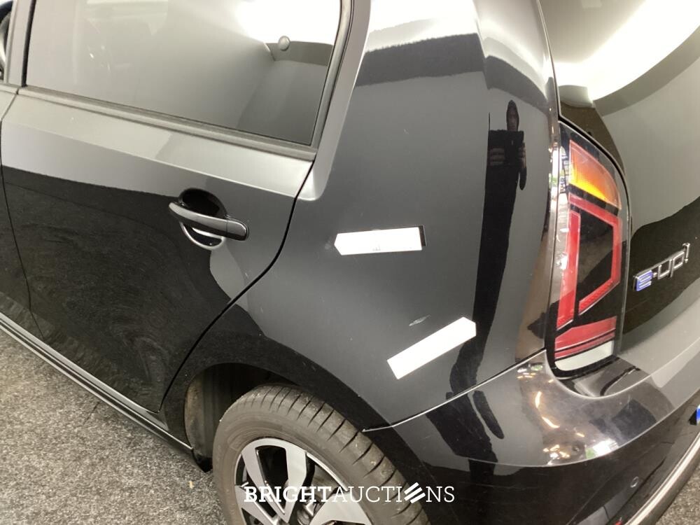 Volkswagen up! e- e-up! 83pk 2021, P-610-LH