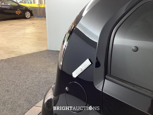 Volkswagen up! e- e-up! 83pk 2021, P-610-LH