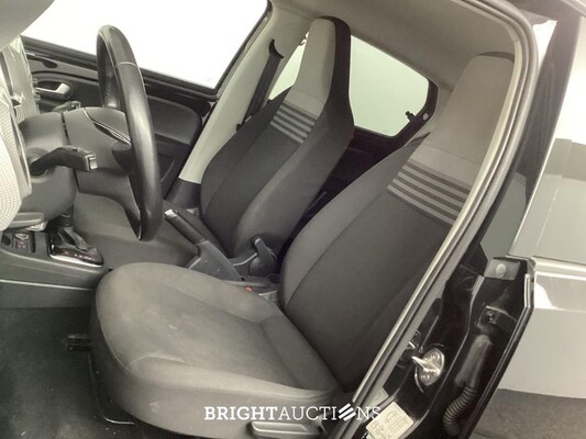 Volkswagen up! e- e-up! 83pk 2021, P-610-LH