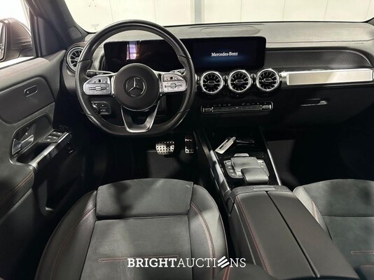Mercedes-Benz EQB 250+71 Business Edition AMG Line 71 kWh 190pk 2024 (Origineel-NL) EQB-Klasse, X-588-RK