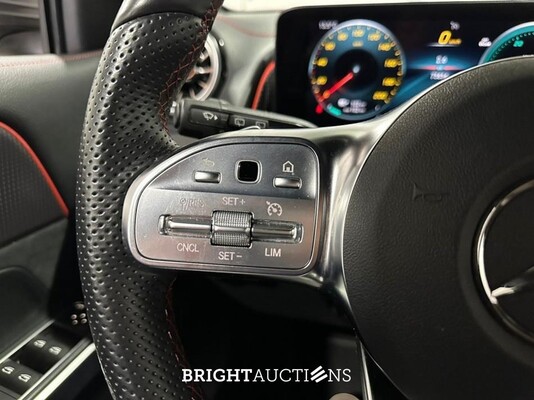 Mercedes-Benz EQB 250+71 Business Edition AMG Line 71 kWh 190pk 2024 (Origineel-NL) EQB-Klasse, X-588-RK
