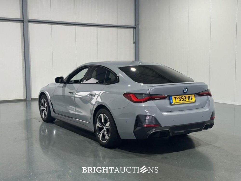 BMW i4 eDrive35 M-pakket 70 kWh 286pk 2023 (Origineel-NL), T-353-BF