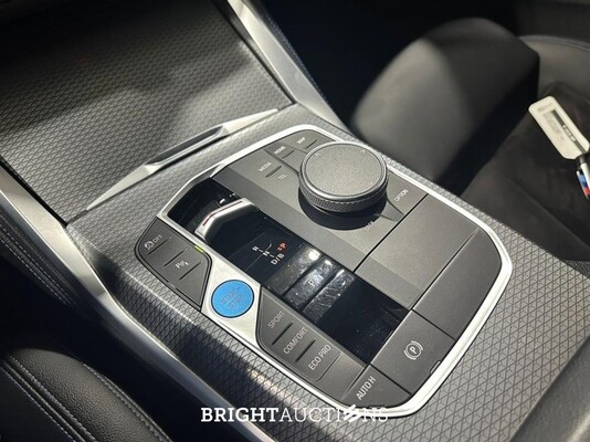 BMW i4 eDrive35 M-pakket 70 kWh 286pk 2023 (Origineel-NL), T-353-BF