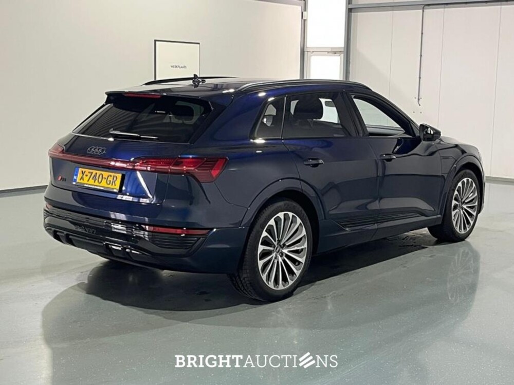 Audi Q8 55 S Edition Quattro 115 kWh 408pk 2023 (Origineel-NL), X-740-GR