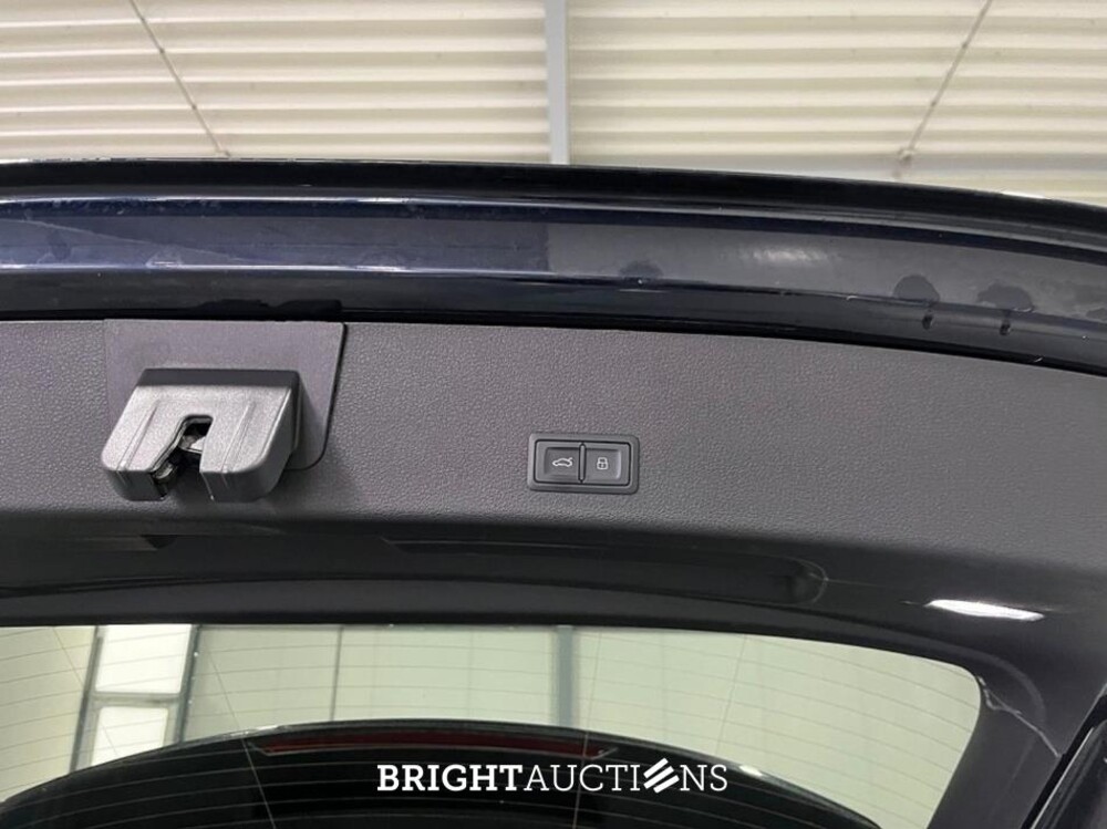 Audi Q8 55 S Edition Quattro 115 kWh 408pk 2023 (Origineel-NL), X-740-GR