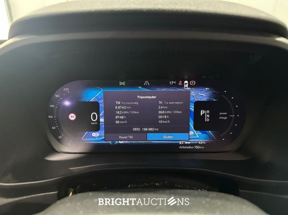 Volvo XC40 Recharge Core 70 kWh 231pk 2023 (Origineel-NL), S-302-PT