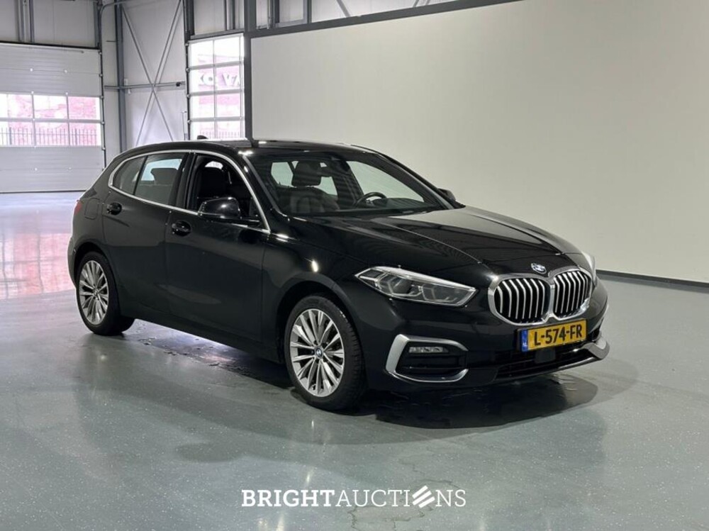 BMW 118i 1-serie Business Edition Plus 136pk 2021 (Origineel-NL) 1-Serie, L-574-FR